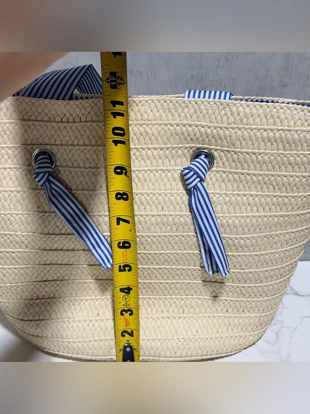 N/A spacious straw